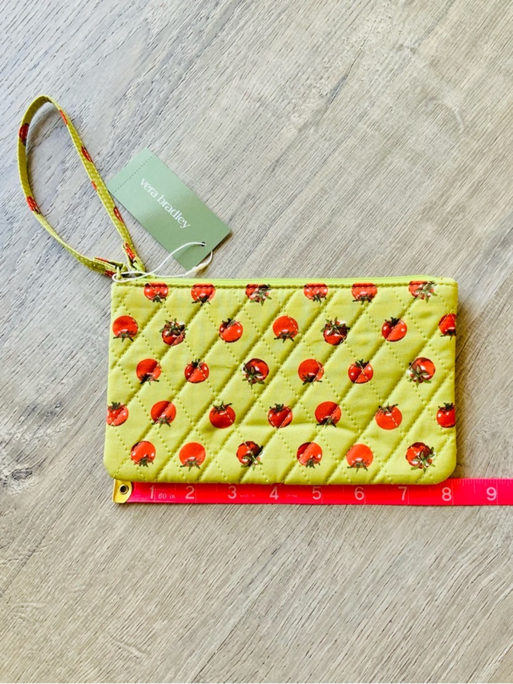 NWT☀️ Vera Bradley Tomato Print Wristlet Bag - Picture 7 of 7
